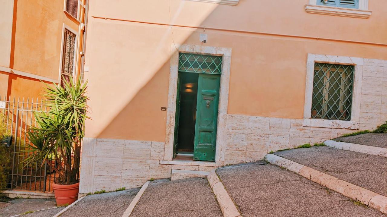Trevi President'S Apartment Рим Экстерьер фото